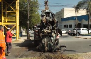 Encuentran vocho en drenaje de Monterrey; llevaba dos años ahí