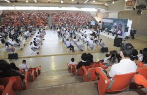 Gobernador Alfonso Durazo preside incorporación de jóvenes sonorenses a Programa de Becas “Benito Juárez García”