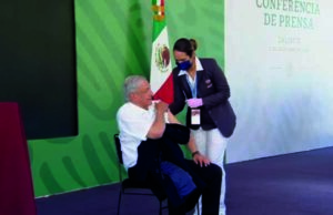 VIDEO: Estado de salud de AMLO es bueno, dijo Jorge Alcocer, secretario de Salud