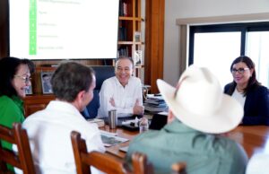 Supervisa Gobernador avances en certificación de Bacanora
