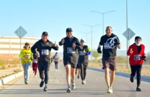 Celebra Toño Astiazarán a policías con tradicional carrera de 5K, edición 2025