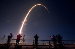 La NASA envía dos módulos privados a la Luna