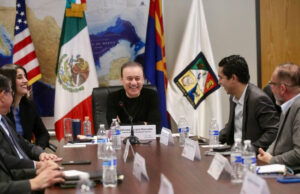 Atiende Gobernador Durazo seguimiento a estrategia integral de atención humanitaria de personas en situación de migración