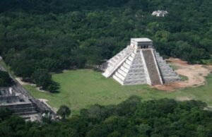 Descubren el asentamiento ‘Castillo Viejo’ en zona arqueológica de Chichén Itzá