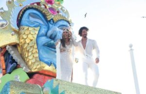 VIDEO: Galilea Montijo sufre caída en Carnaval de Mazatlán
