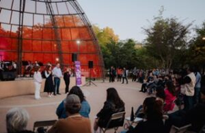 Honrará Antonio Astiazarán a mujeres con beca y un mural de Palacio Municipal