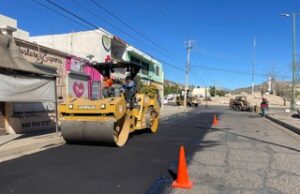 Refuerza Gobierno de Hermosillo mantenimiento de calles en el bulevar Las Lomas