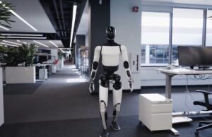 Tesla inicia la producción de 5,000 robots humanoides Optimus en 2025: el futuro de la automatización está aquí