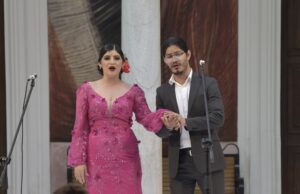 Ofrecen concierto de opera alumnos de la Unison en Fiesta del Pitic 2025