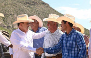 Anuncia Gobernador Durazo próxima reapertura para cruce de ganado por Agua Prieta a Estados Unidos