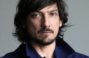 León Larregui acusa a Air France de discriminación tras ser bajado de un vuelo