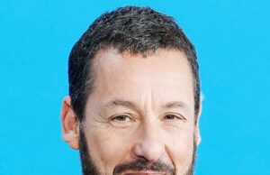 🎬 Adam Sandler: El comediante que transformó sus bromas en una fortuna de…