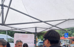 Gobierno de Sonora refuerza entrega de agua y suero para prevenir golpes de calor