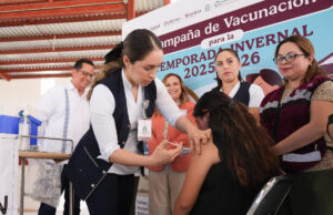Inicia Gobierno de Sonora campaña de vacunación para la temporada invernal en Banámichi