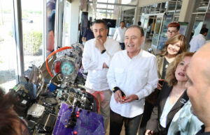 Gobernador Durazo coloca a Sonora en el mapa mundial de la electromovilidad con prototipo de vehículo eléctrico BMC