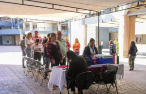 Instala Gobierno de Sonora punto de vacunación invernal en Centro de Gobierno