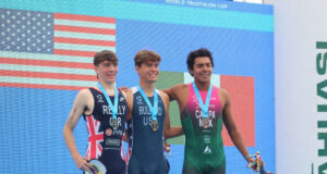 Dylan Campa logra bronce en la Copa Premium de Triatlón en Chile