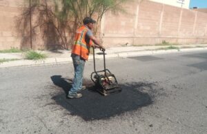 Continúan jornadas permanentes para el mantenimiento de vialidades en Hermosillo