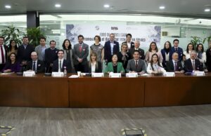 Urge legislación en materia de autocuidados, coinciden senadores, gobierno y especialistas