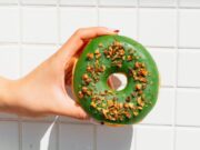 La dona de chicharrón existe… Aquí te contamos dónde