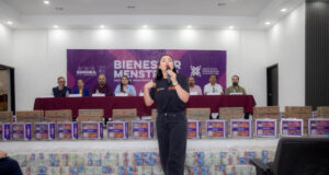 Entrega Gobierno de Sonora botiquines de Bienestar Menstrual a escuelas de Puerto Peñasco y Sonoyta
