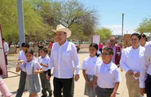 Gobernador Durazo incrementa a mil millones el presupuesto de Becas Sonora para 2026