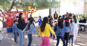 Lleva Voluntariado Isssteson felicidad navideña a 500 niños y niñas de ejidos