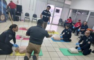 Paramédicos de la Policía Estatal continúan entrenamiento para fortalecer habilidades en prácticas de RCP