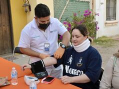 Acerca Toño Astiazarán servicios de “Miércoles en tu colonia” a familias de Villa Bonita
