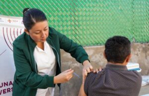Secretaría de Salud ofrece vacunación gratuita contra influenza y sarampión en Cajeme
