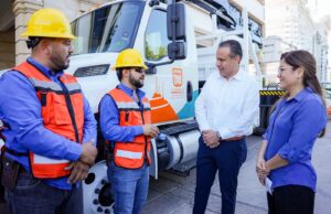 Equipa Toño Astiazarán con vehículos operativos a la Agencia de Energía y Cambio Climático para beneficio de familias hermosillenses
