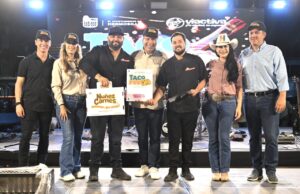 Celebra Toño Astiazarán junto a familias hermosillenses éxito de Taco Fest