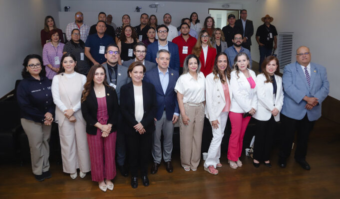 Congreso de Sonora sostiene diálogo sobre reforma en materia de acoso y hostigamiento sexual en el sector público