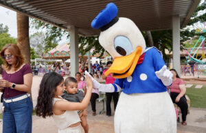 Gobierno de Sonora celebra a las niñas y los niños con festejo en el Parque Infantil