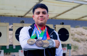 Estudiante de la UES conquista cuatro medallas en la Olimpiada Nacional 2026