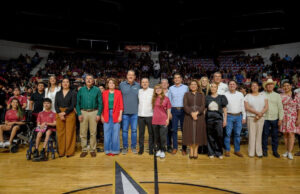 Gobernador Durazo beca a más de 600 atletas sonorenses y asegura su formación deportiva