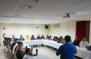 Capacitan a personal de Clínicas Móviles en temas prioritarios de salud colectiva