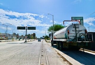 Capta primera agua de lluvia sistema pluvial del paso a desnivel Colosio y Solidaridad