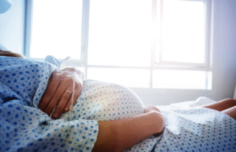 Estudio analiza la eficacia del pesario cervical para prevenir el parto prematuro