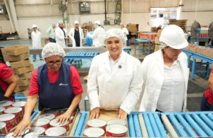Gobierno de Sonora impulsa liderazgo pesquero con la industria sardinera