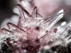 Científicos rusos descubren un mineral cuyo valor supera al oro