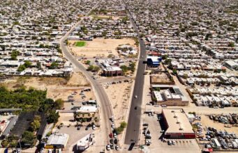 Mantiene Toño Astiazarán rehabilitación de vialidades en diversos sectores de la ciudad