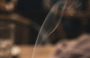 El humo de segunda mano podría afectar la formación del esmalte dental desde los primeros días de vida