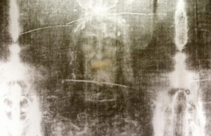 Descubren un misterioso archivo genético de 2.000 años en la Sábana santa de Turín