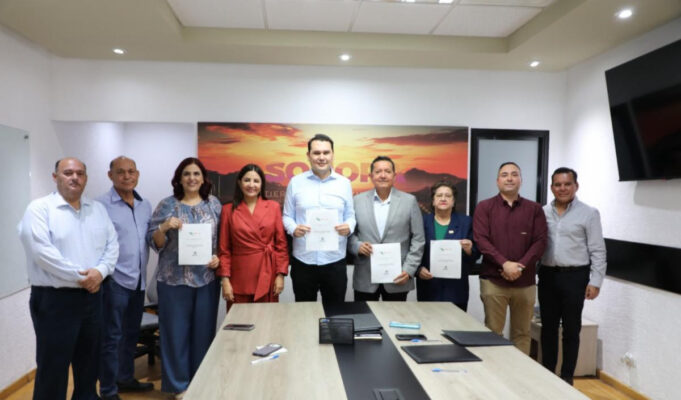 Gobierno de Sonora beneficia a trabajadores de Cecyte con la firma del Convenio de Revisión Salarial