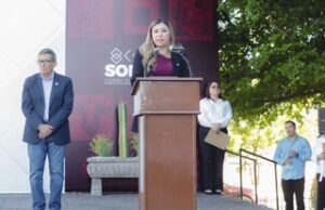 Participa Congreso de Sonora en izamiento de la bandera nacional