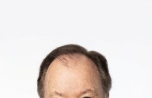 Muere Dennis Haskins, actor que dio vida al director Belding