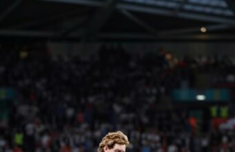 España se lleva un emocionante triunfo ante Inglaterra