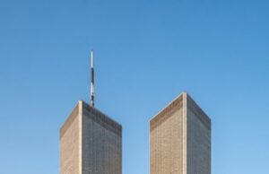 2,977 luces iluminaron Nueva York en memoria de las víctimas del 11-S