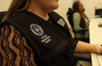 Alerta SSPC sobre mensajes falsos que simulan apoyos y trámites de gobierno